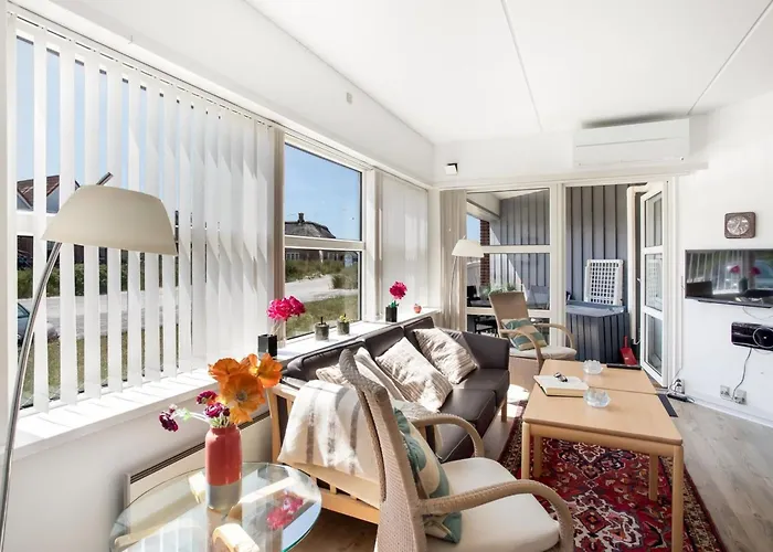 Milly - 100m From The Sea By Interhome